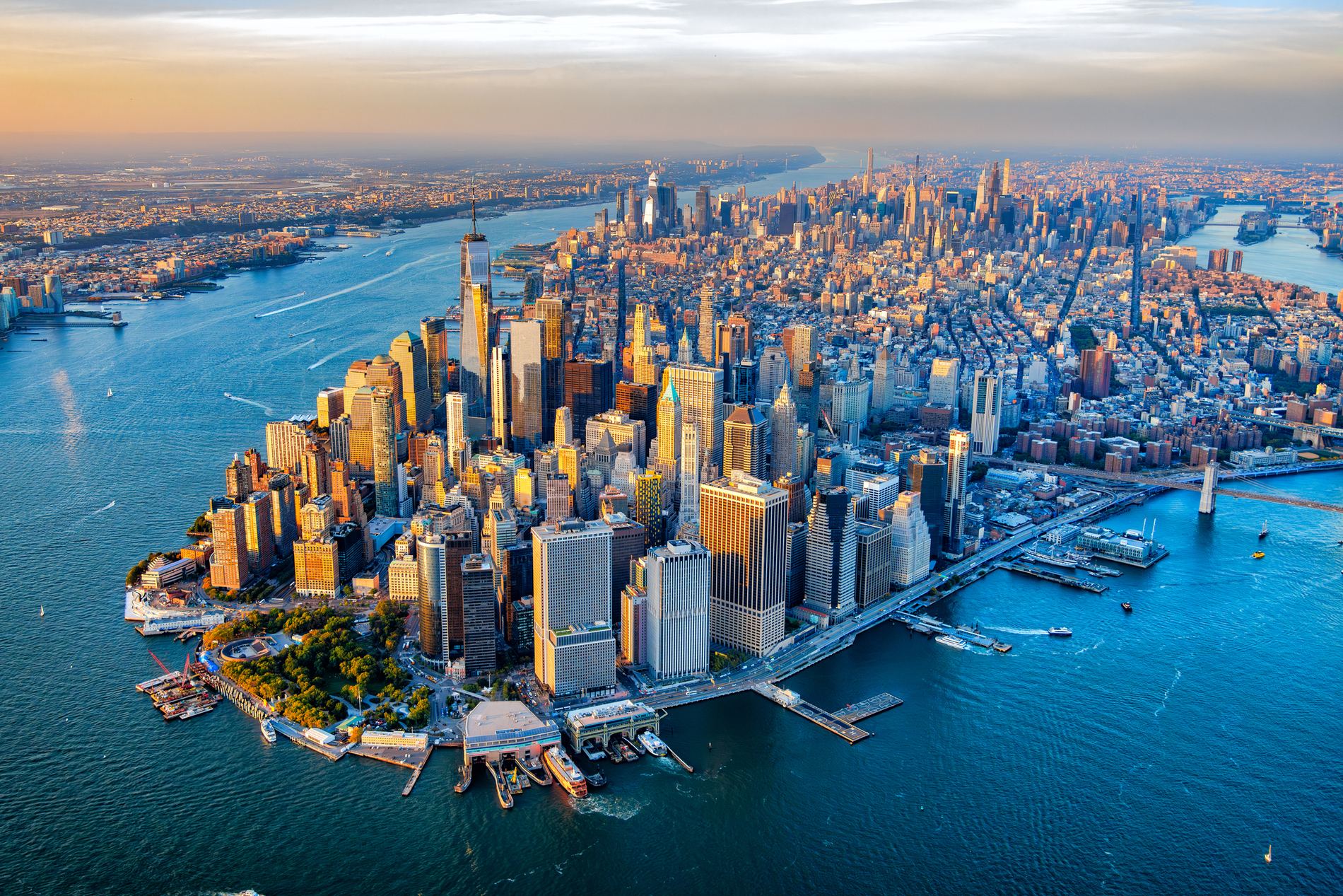 Lower Manhattan skyline, New York, USA